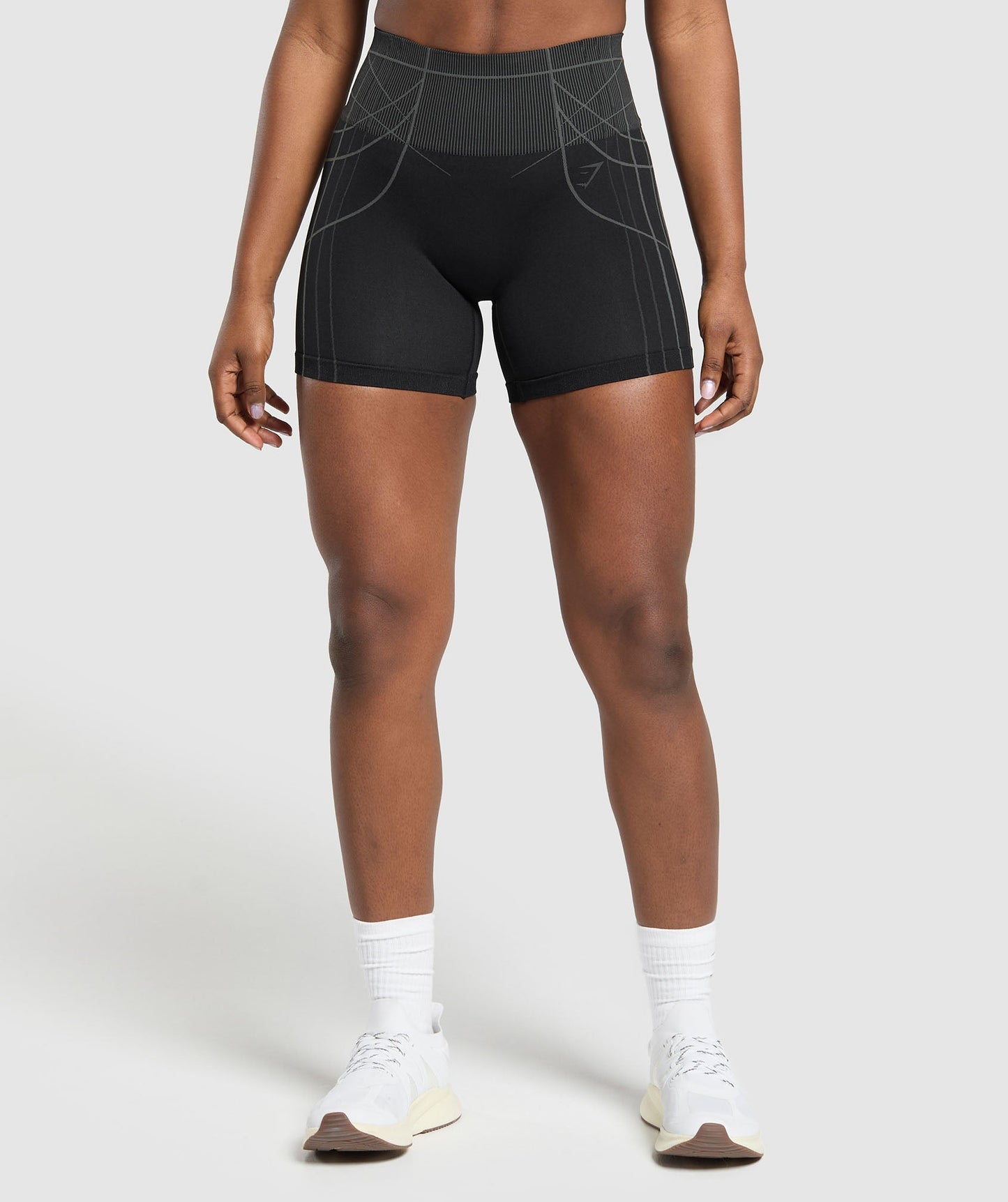 Apex Seamless Shorts - US 8557