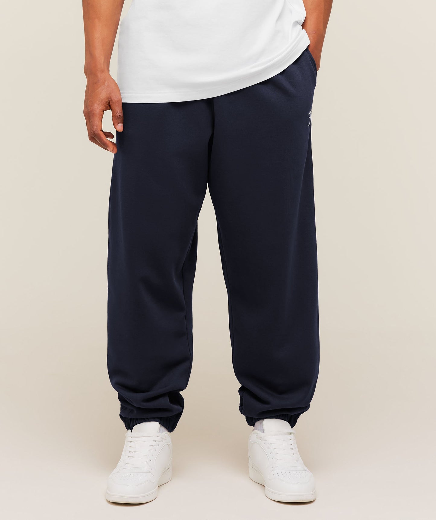 Crest Oversized Joggers - US 0306