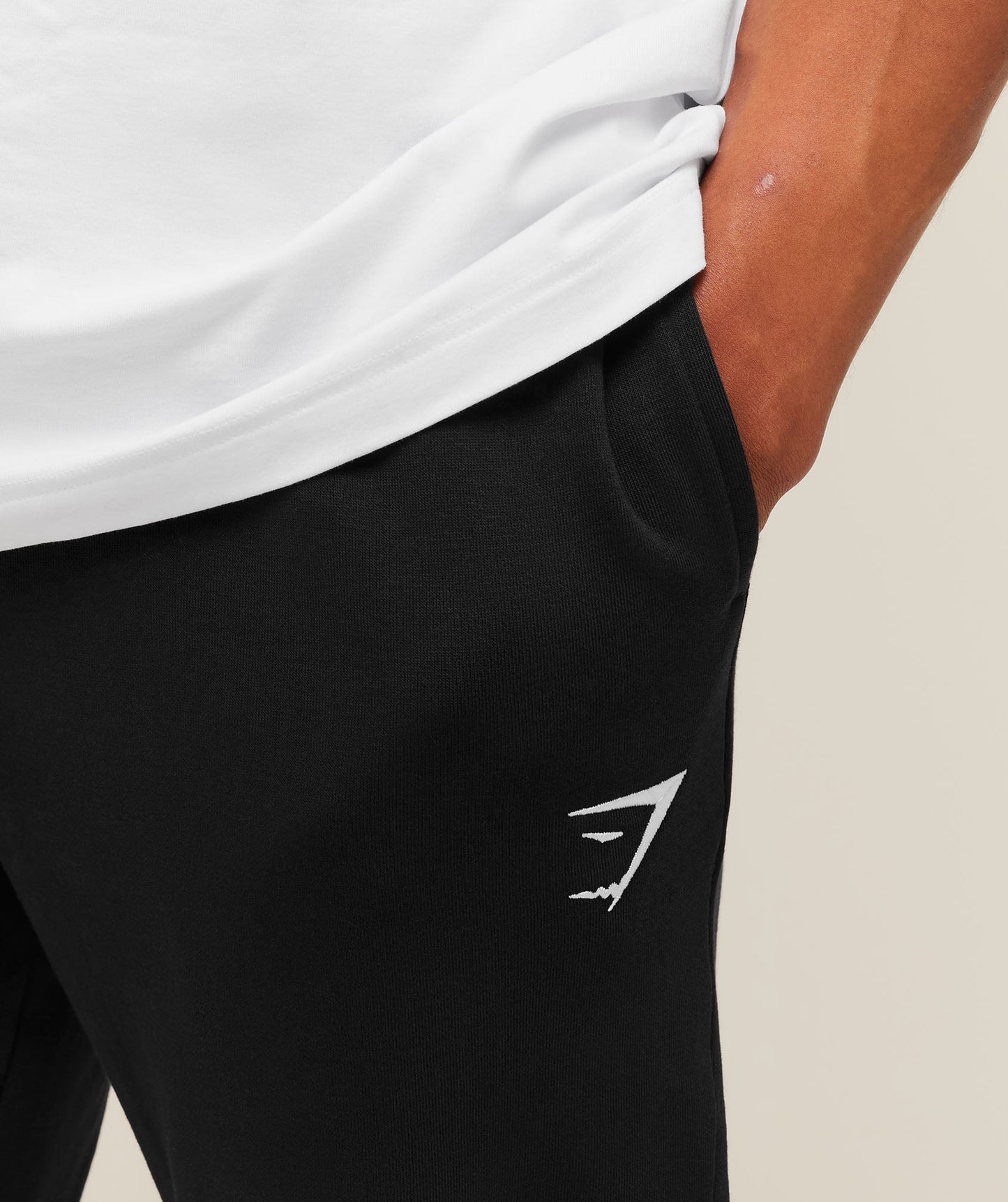 Crest Tapered Joggers - US 7361