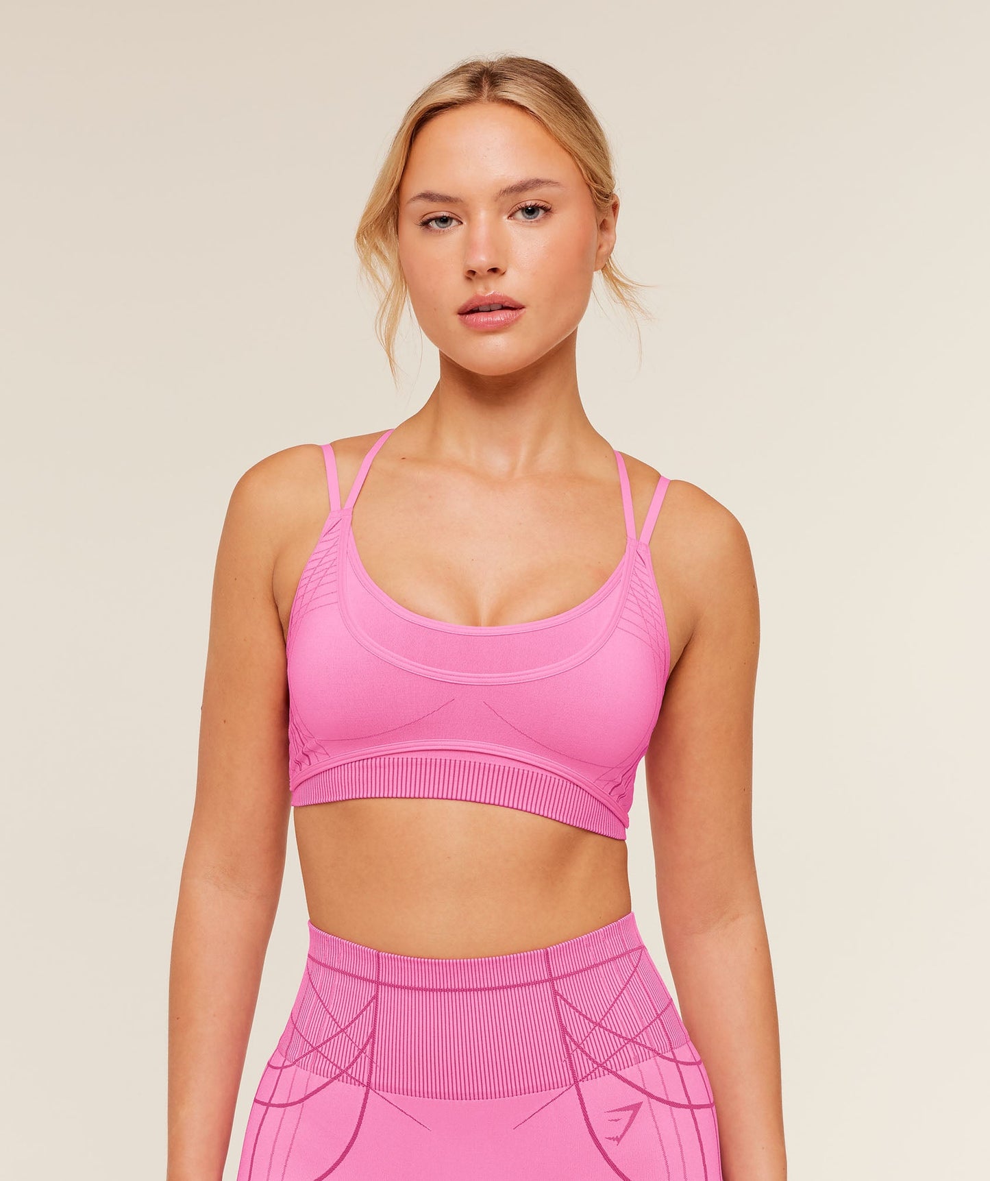 Apex Seamless Strappy Sports Bra - US 3940