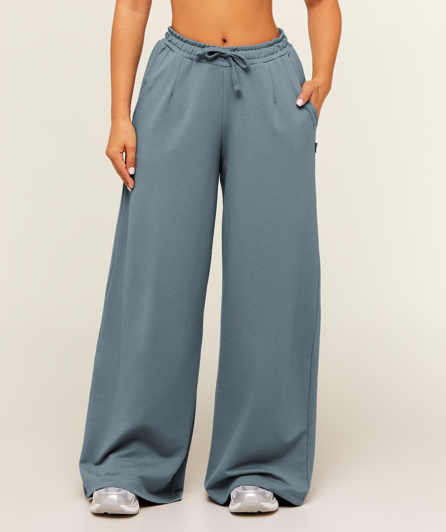 Lightweight Wide Leg Pant Short - US 7082