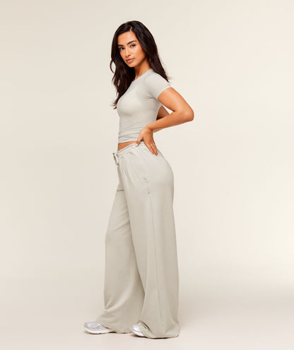 Lightweight Wide Leg Pant Short - US 7082