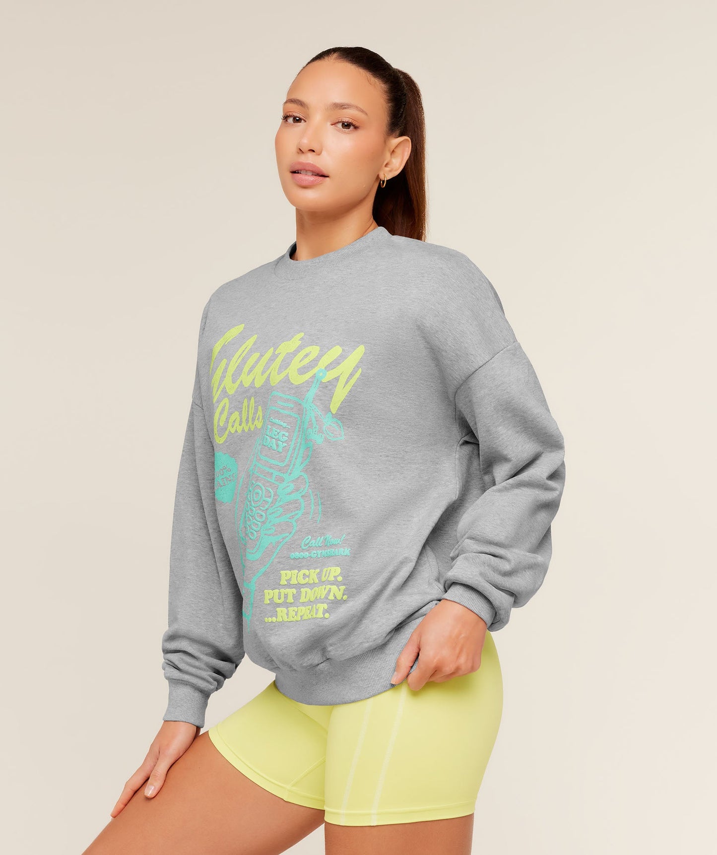Glutey Calls Graphic Sweatshirt - US 9498