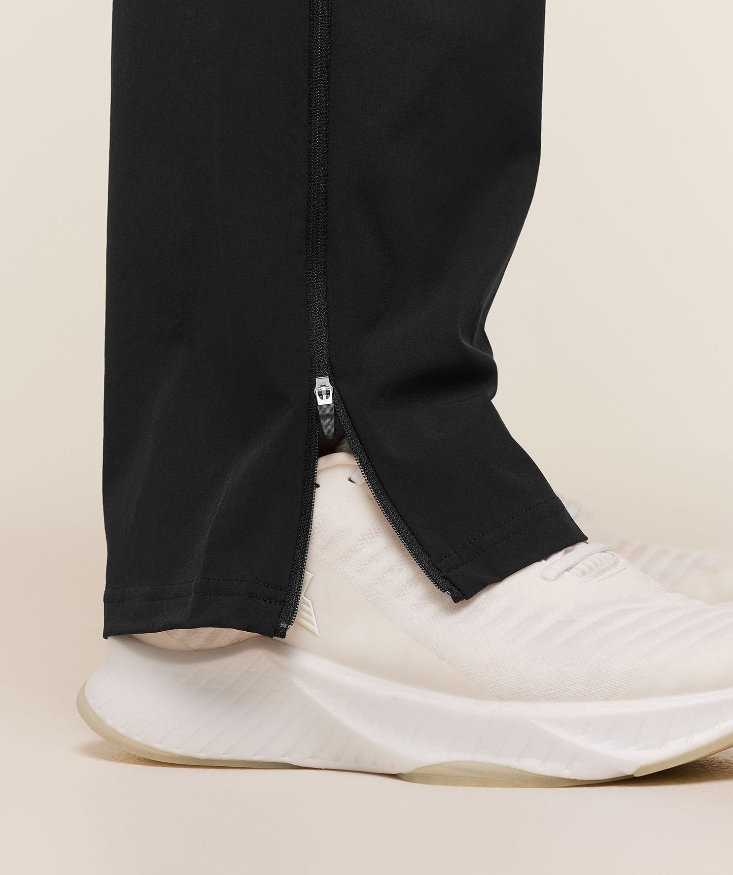 Hybrid Zip Pants - US 7899